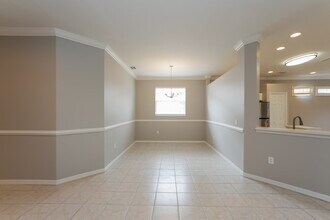 6522 Blue Grosbeak Cir in Lakewood Ranch, FL - Building Photo - Building Photo