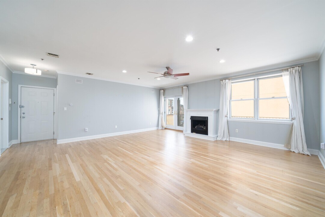 452 2nd St in Hoboken, NJ - Building Photo