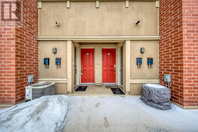 1496 Victoria Park Ave in Toronto, ON - Building Photo - Building Photo