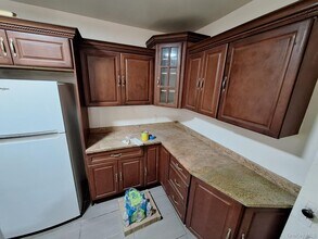 90-43 170th St in Queens, NY - Building Photo - Building Photo