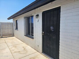 3224 W Jackson St in Phoenix, AZ - Building Photo