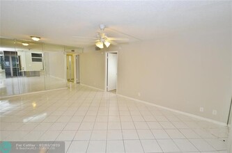 403 NW 68th Ave in Plantation, FL - Building Photo - Building Photo