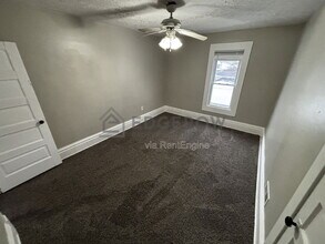 742 Mc Reynolds Ave NW in Grand Rapids, MI - Building Photo - Building Photo