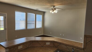 11428 Hackmatack Way in Houston, TX - Building Photo - Building Photo