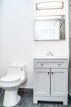 Kenmore Apartments in Southington, CT - Foto de edificio - Building Photo