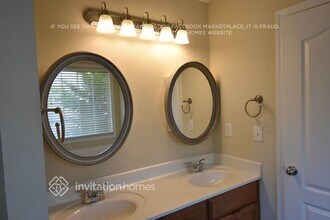 3040 Hereford Ln in Dallas, NC - Building Photo - Building Photo