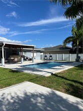 852 NE 7th Pl in Cape Coral, FL - Building Photo - Building Photo