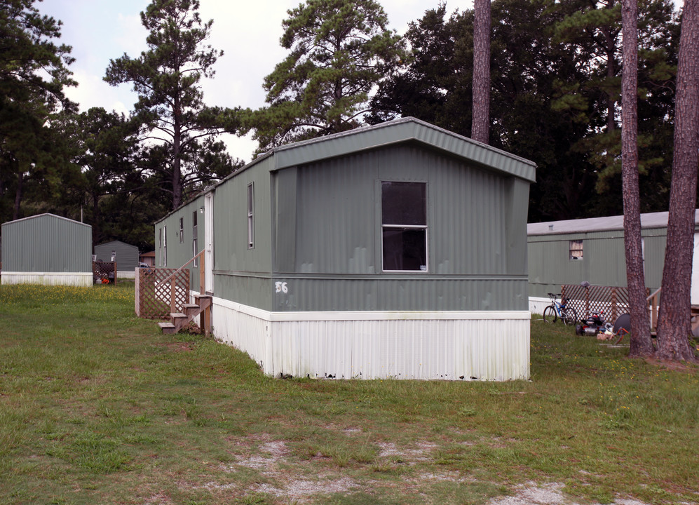 Timberlynn Village in Wilmington, NC - Building Photo