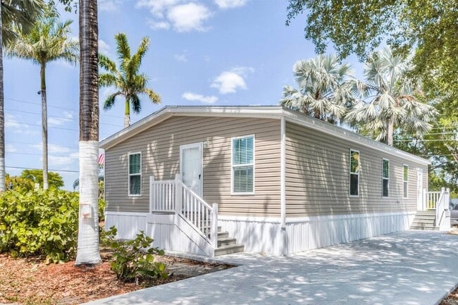 property at 309 W Buell Dr