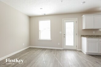 219 Edgefield Ct in Pleasant View, TN - Building Photo - Building Photo