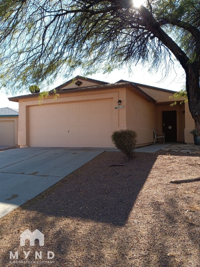 property at 8848 E Fairway Groves Dr