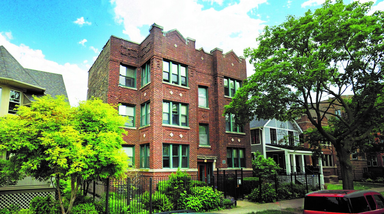 4519 N Whipple St in Chicago, IL - Building Photo