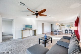 1645 Spoonbill Ln in Naples, FL - Foto de edificio - Building Photo