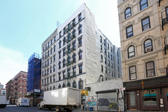 299 Broome St in New York, NY - Building Photo - Building Photo