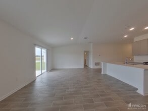 34591 Shellback St in Leesburg, FL - Building Photo - Building Photo