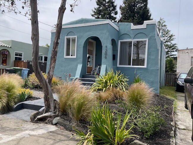 property at 1206 Evelyn Ave