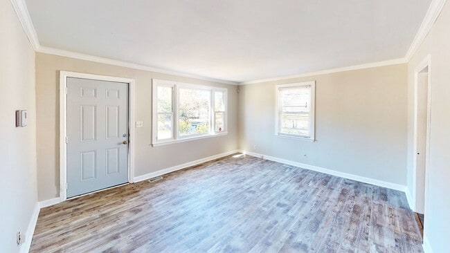 2320 Vanderbilt Rd in Charlotte, NC - Building Photo - Building Photo