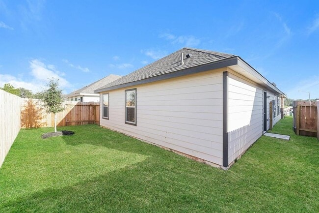 3737 Alexus Dr in Conroe, TX - Building Photo - Building Photo