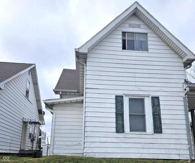 property at 1944 Shelby St