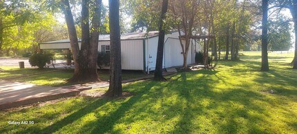 8208 US-165 in Woodworth, LA - Building Photo - Building Photo