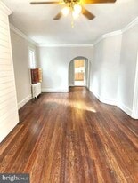 212 Mulberry St in Bristol, PA - Building Photo