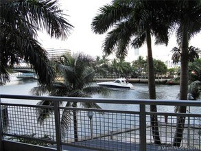 690 SW 1st Ct-Unit -307 in Miami, FL - Building Photo - Building Photo