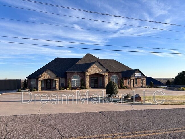 2815 SE 44th St in Norman, OK - Building Photo - Building Photo