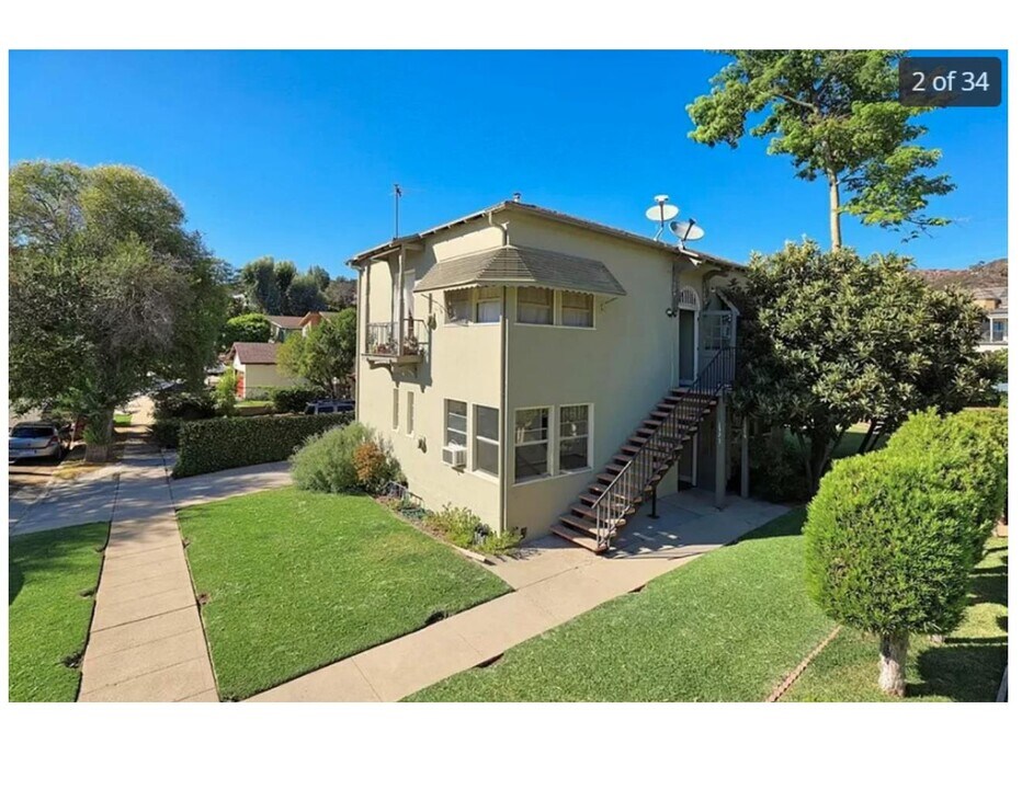 1327 Las Flores Dr in Los Angeles, CA - Building Photo