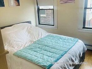 94 W Cedar St, Unit 2 in Boston, MA - Building Photo - Building Photo