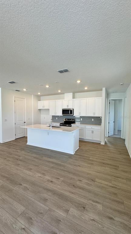 5746 Cattle Rnch Dr in St. Cloud, FL - Building Photo - Building Photo
