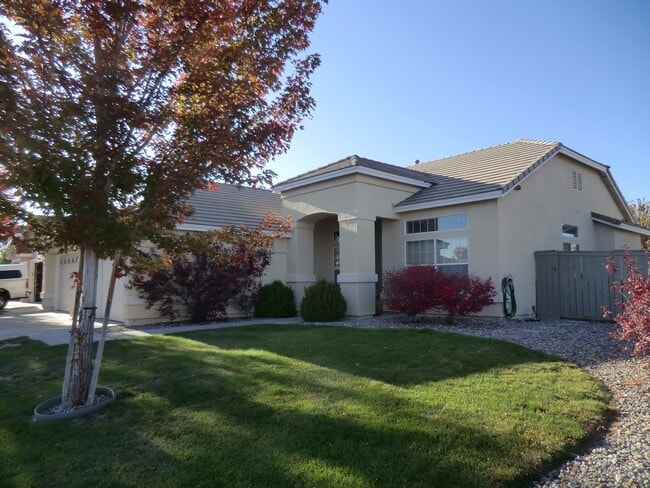 1655 Sewell Dr in Reno, NV - Building Photo - Building Photo