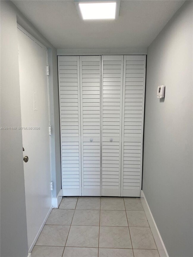 455 S Pine Island Rd in Plantation, FL - Building Photo - Building Photo