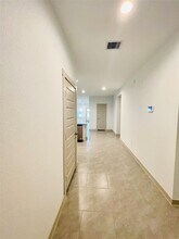 28935 Yachting Pt Ct in Katy, TX - Foto de edificio - Building Photo