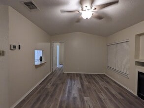 2521 Corian Glen Dr in San Antonio, TX - Building Photo - Building Photo