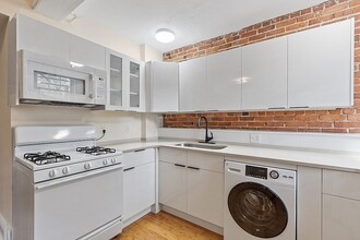 6 Radcliffe Rd, Unit B in Boston, MA - Foto de edificio - Building Photo