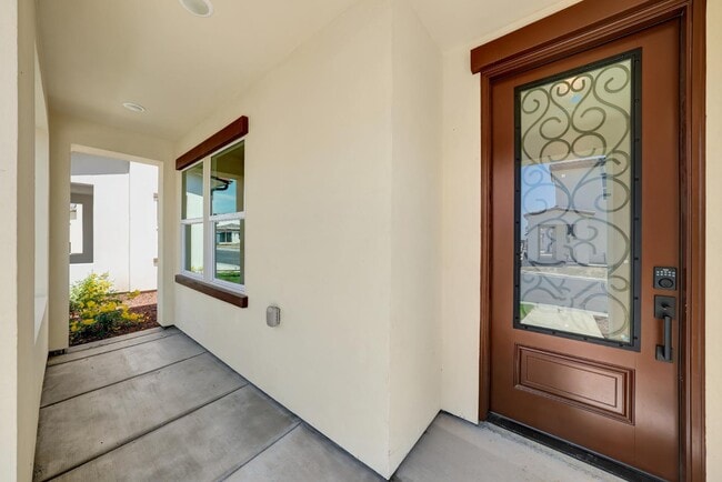 2148 W Solo Wy in Hanford, CA - Building Photo - Building Photo