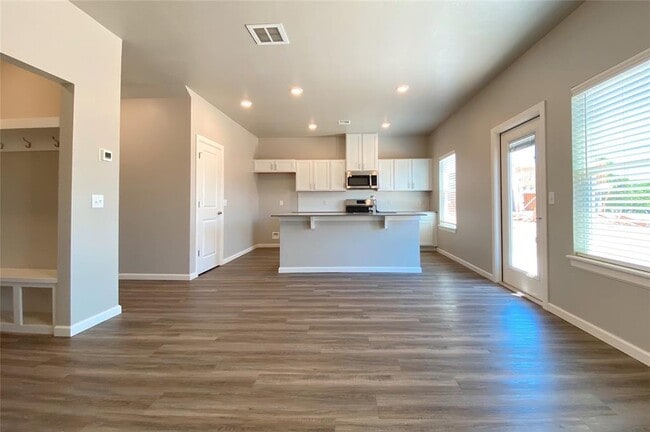 7906 NW 134th St in Oklahoma City, OK - Building Photo - Building Photo