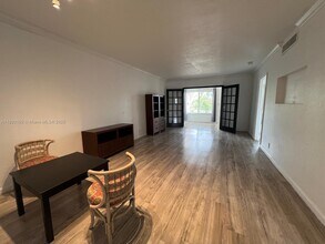 19305 NE 2nd Ave in Miami, FL - Building Photo - Building Photo