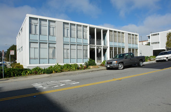 1290 Sullivan Ave in Daly City, CA - Building Photo - Building Photo