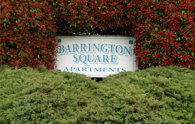 Barrington Square in Albany, OR - Building Photo - Building Photo