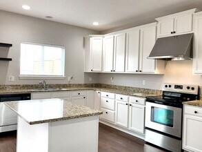 25549 SE 277th St in Maple Valley, WA - Building Photo - Building Photo