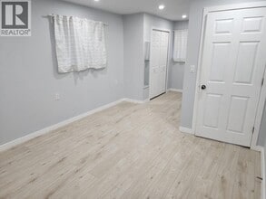 120B 120b Ave in Pitt Meadows, BC - Building Photo - Building Photo