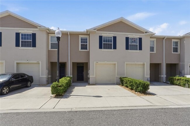 1228 Yellow Finch Dr in Davenport, FL - Building Photo - Building Photo