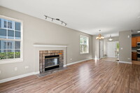 2568 Golf Ridge Cir in Naperville, IL - Building Photo - Building Photo