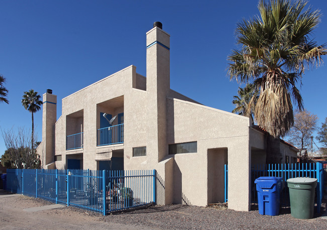 970-976 N Jones Blvd in Tucson, AZ - Building Photo - Building Photo