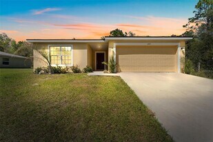 1723 W Country Club Blvd, Unit C28 in Citrus Springs, FL - Building Photo