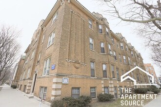 4914 N Hoyne Ave, Unit N3 in Chicago, IL - Building Photo - Building Photo