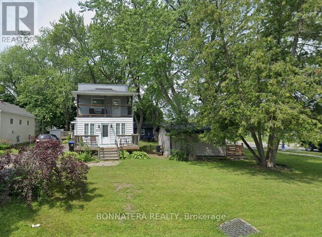 687 Innisfil Beach Rd in Innisfil, ON - Building Photo - Building Photo