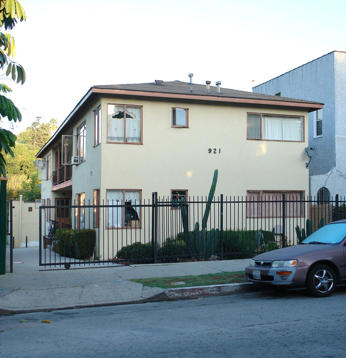 919-921 Parkman Ave in Los Angeles, CA - Building Photo