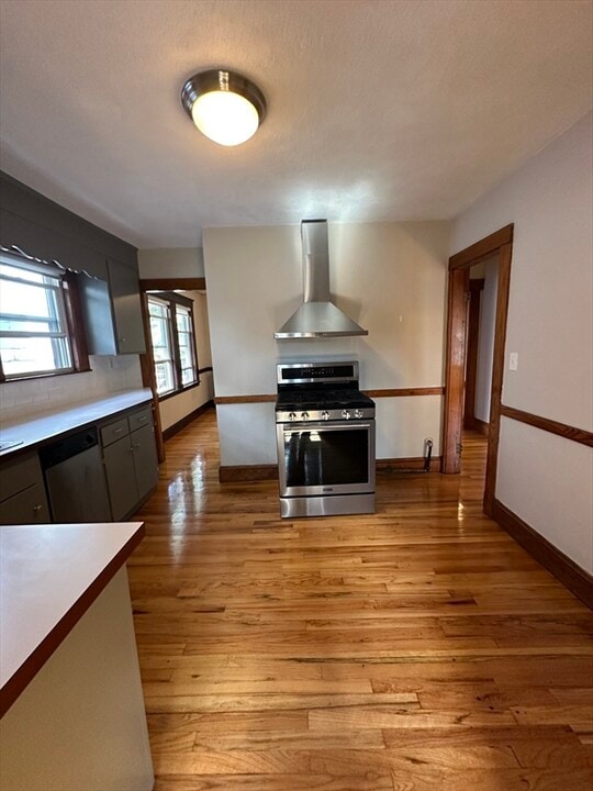 77 Walk Hill St, Unit 1 in Boston, MA - Foto de edificio